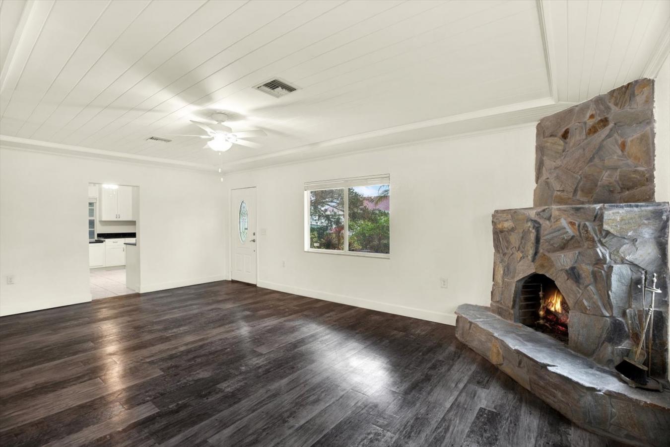 Ruskin, Hillsborough, 33570, United States, 2 Bedrooms Bedrooms, ,2 BathroomsBathrooms,Residential,For Sale,1892330