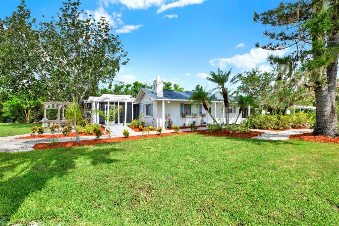 Ruskin, Hillsborough, 33570, United States, 2 Bedrooms Bedrooms, ,2 BathroomsBathrooms,Residential,For Sale,1892330