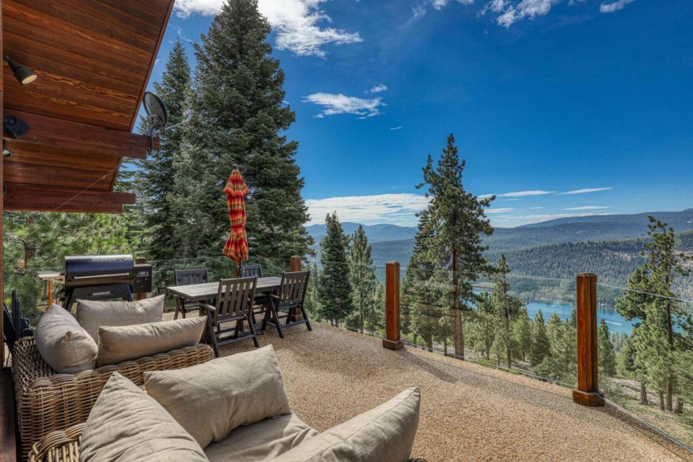 Truckee, California, 96161, United States, 4 Bedrooms Bedrooms, ,5 BathroomsBathrooms,Residential,For Sale,1889195