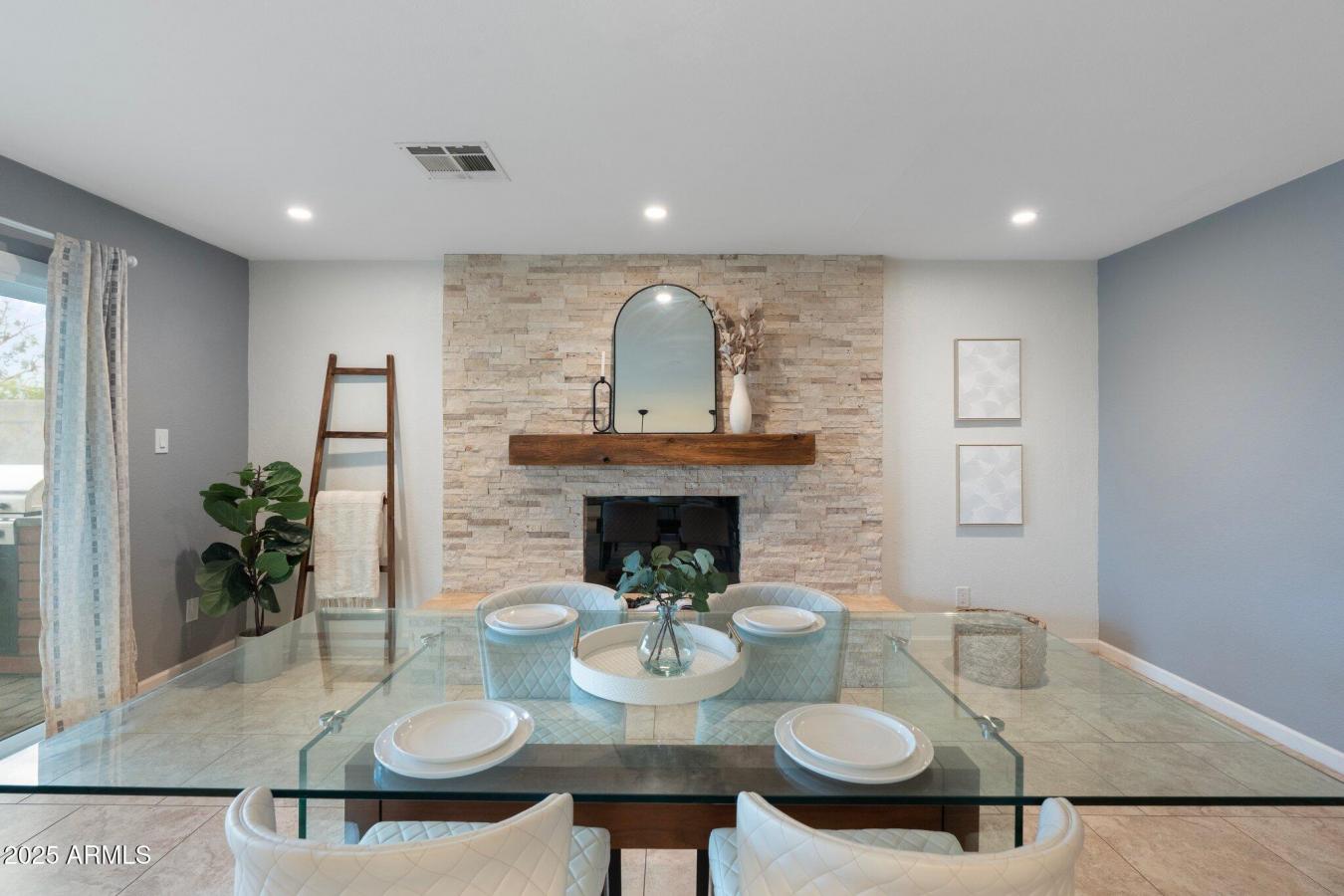 Tempe, Arizona, 85282, United States, 3 Bedrooms Bedrooms, ,Residential,For Sale,1893101 Tempe, Arizona, 85282, United States, 3 Bedrooms Bedrooms, ,Residential,For Sale,1893101