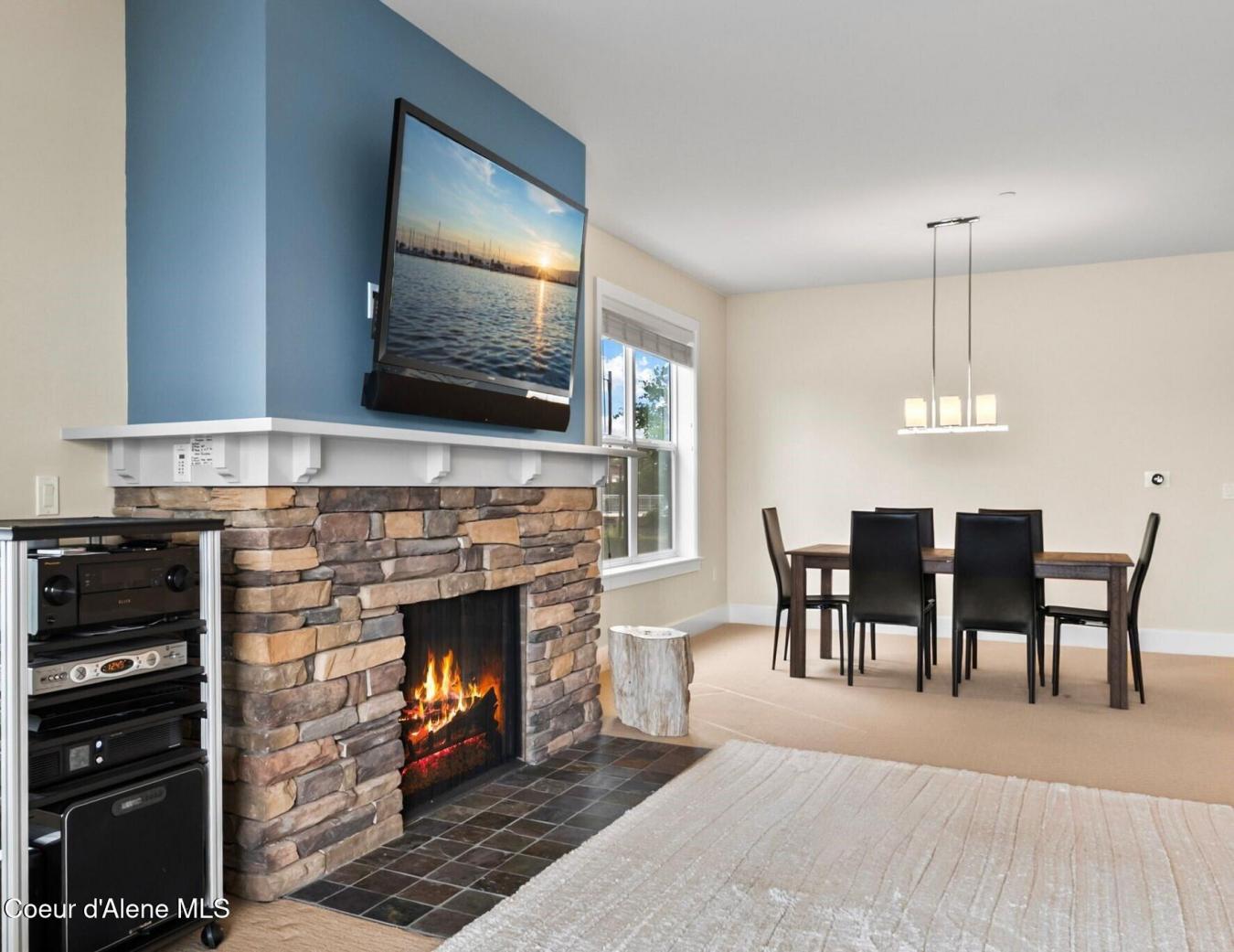 Sandpoint, Idaho, 83864, United States, 2 Bedrooms Bedrooms, ,Residential,For Sale,1893100