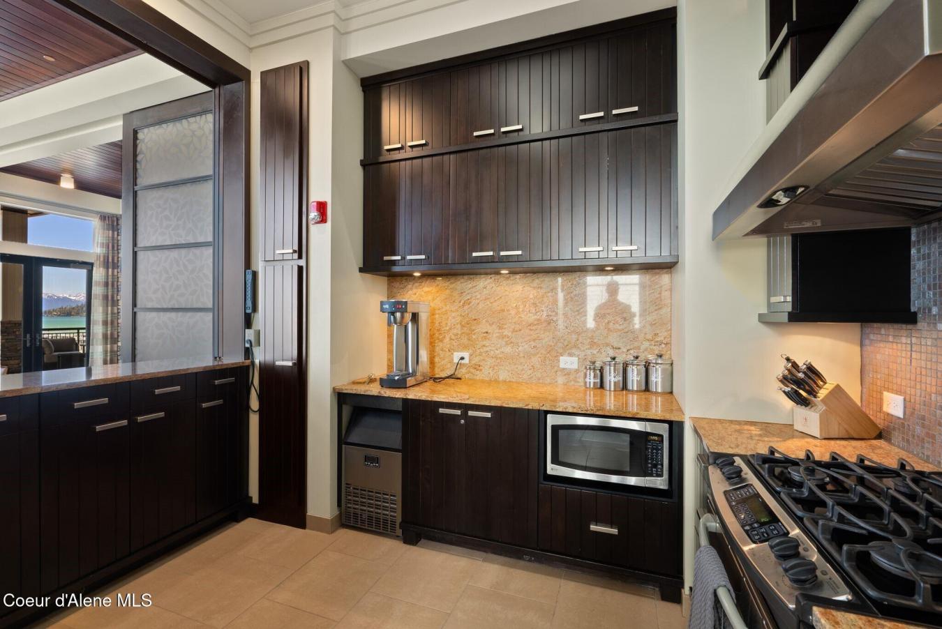 Sandpoint, Idaho, 83864, United States, 2 Bedrooms Bedrooms, ,Residential,For Sale,1893100