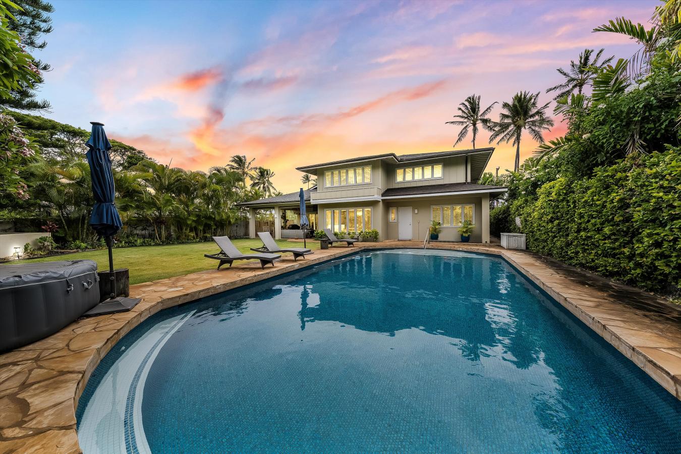 Kailua, Hawaii, 96734, United States, 4 Bedrooms Bedrooms, ,5 BathroomsBathrooms,Residential,For Sale,1893095