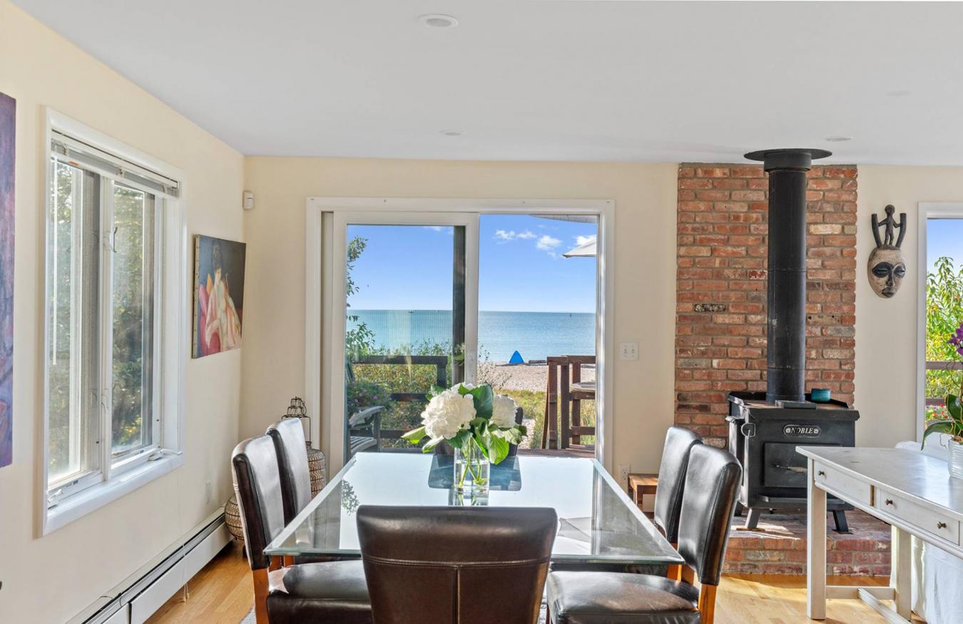 East Hampton, New York, 11937, United States, 7 Bedrooms Bedrooms, ,4 BathroomsBathrooms,Residential,For Sale,1900331