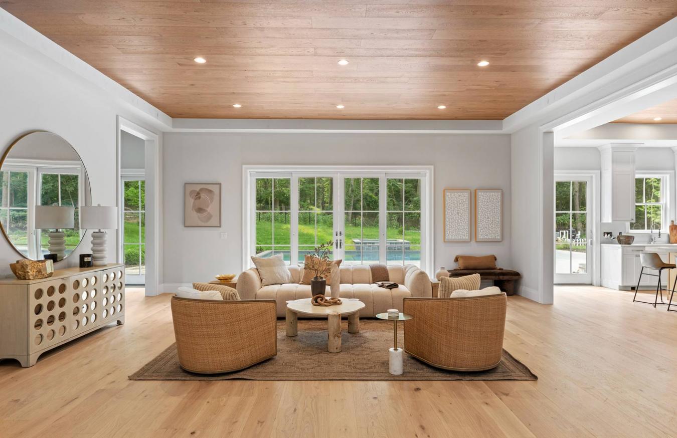 Sag Harbor, New York, 11963, United States, 7 Bedrooms Bedrooms, ,9 BathroomsBathrooms,Residential,For Sale,1889452