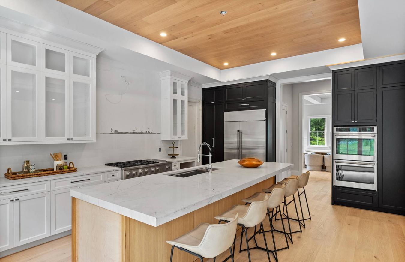 Sag Harbor, New York, 11963, United States, 7 Bedrooms Bedrooms, ,9 BathroomsBathrooms,Residential,For Sale,1889452