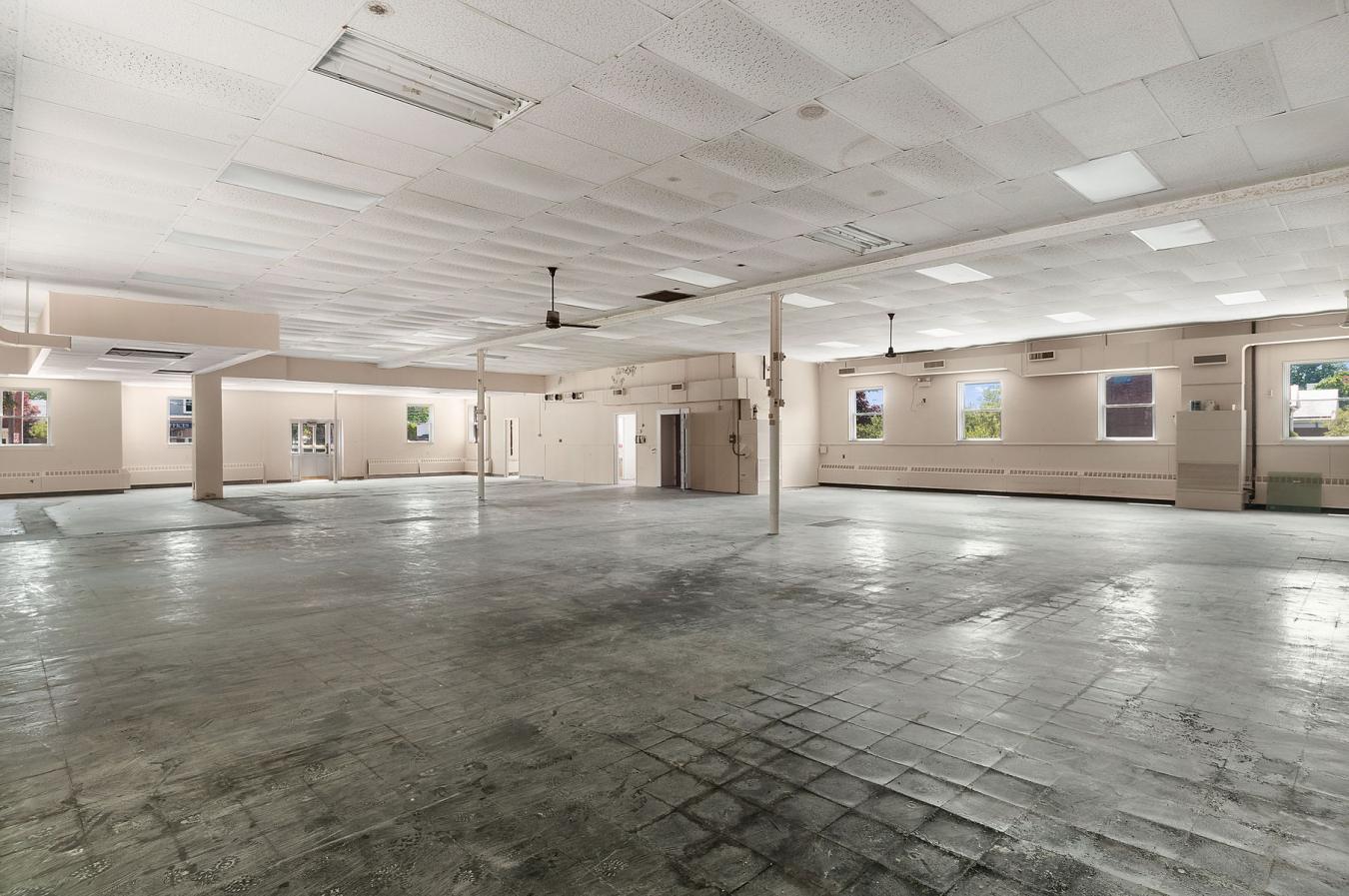 Village of Southampton, New York, 11968, United States, 1 Bedroom Bedrooms, ,1 BathroomBathrooms,Residential,For Sale,1889448