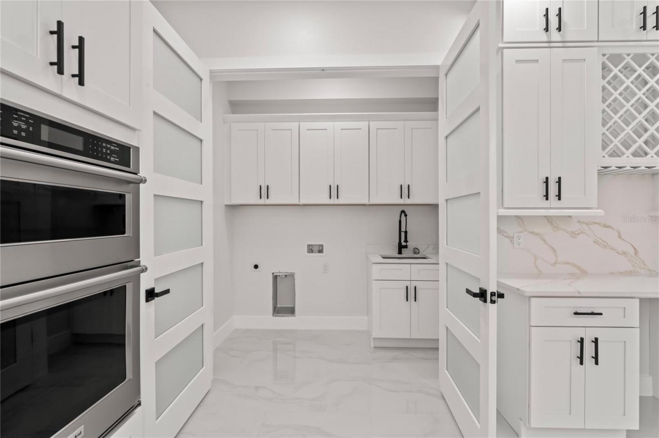 DOVER, Florida, 33527, United States, 4 Bedrooms Bedrooms, ,3 BathroomsBathrooms,Residential,For Sale,1987180