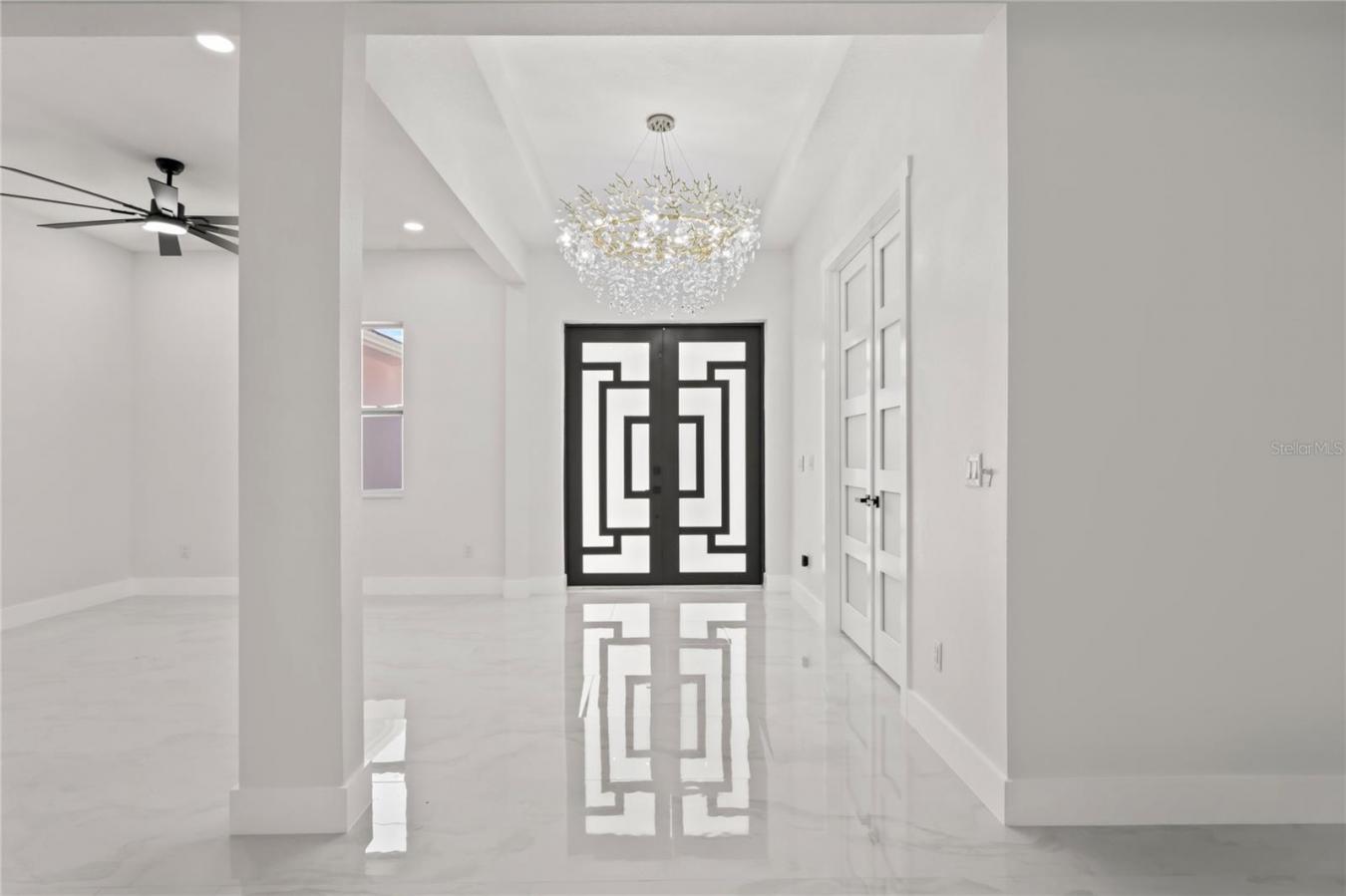 DOVER, Florida, 33527, United States, 4 Bedrooms Bedrooms, ,3 BathroomsBathrooms,Residential,For Sale,1987180