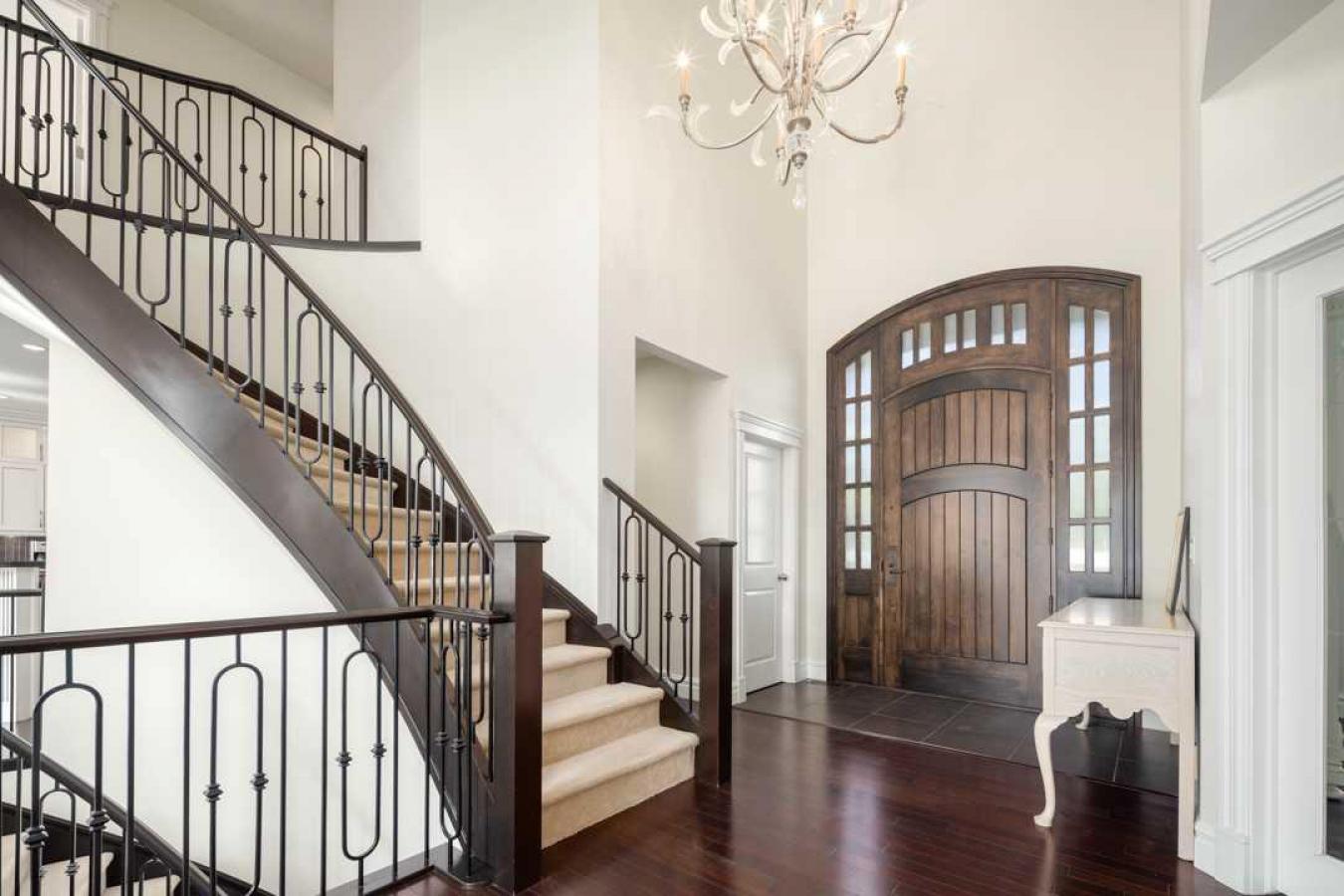 Calgary, AB, T3H 0G2, Canada, 4 Bedrooms Bedrooms, ,3 BathroomsBathrooms,Residential,For Sale,1893093