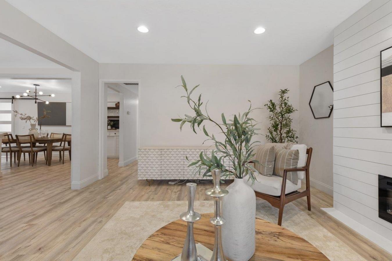 San Jose, California, 95118, United States, 4 Bedrooms Bedrooms, ,2 BathroomsBathrooms,Residential,For Sale,1893087