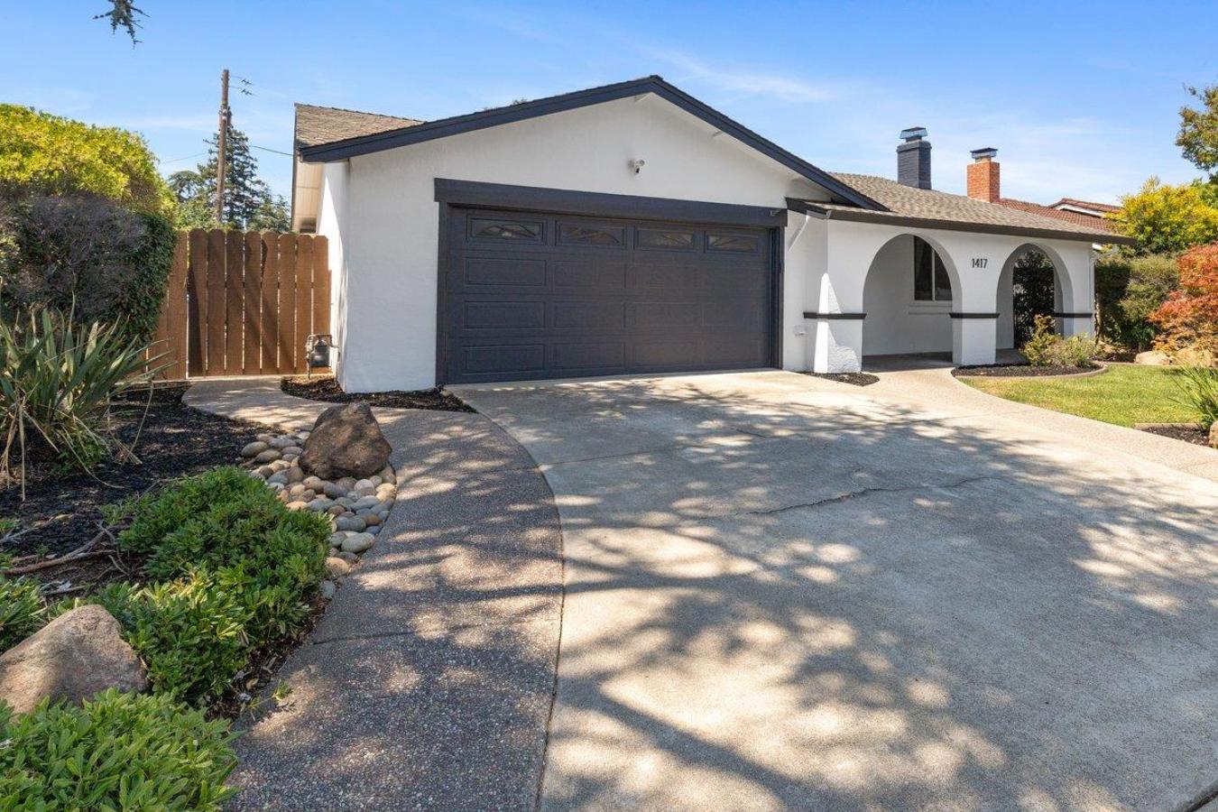 San Jose, California, 95118, United States, 4 Bedrooms Bedrooms, ,2 BathroomsBathrooms,Residential,For Sale,1893087