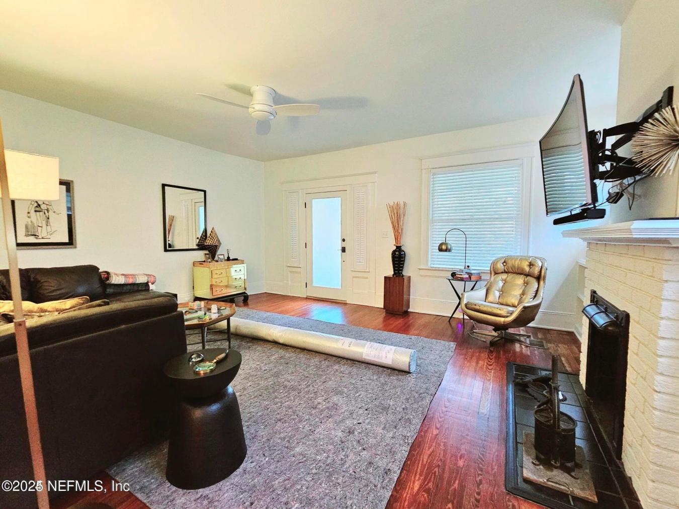 Exquisite duplex in historic Avondale/Riverside situated on a large co – image 10