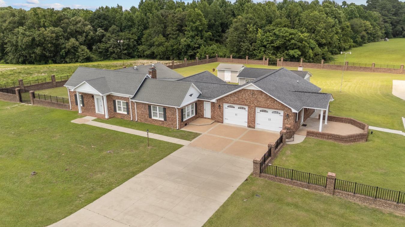 Angier, North Carolina, 27501, United States, 3 Bedrooms Bedrooms, ,2 BathroomsBathrooms,Residential,For Sale,1893080