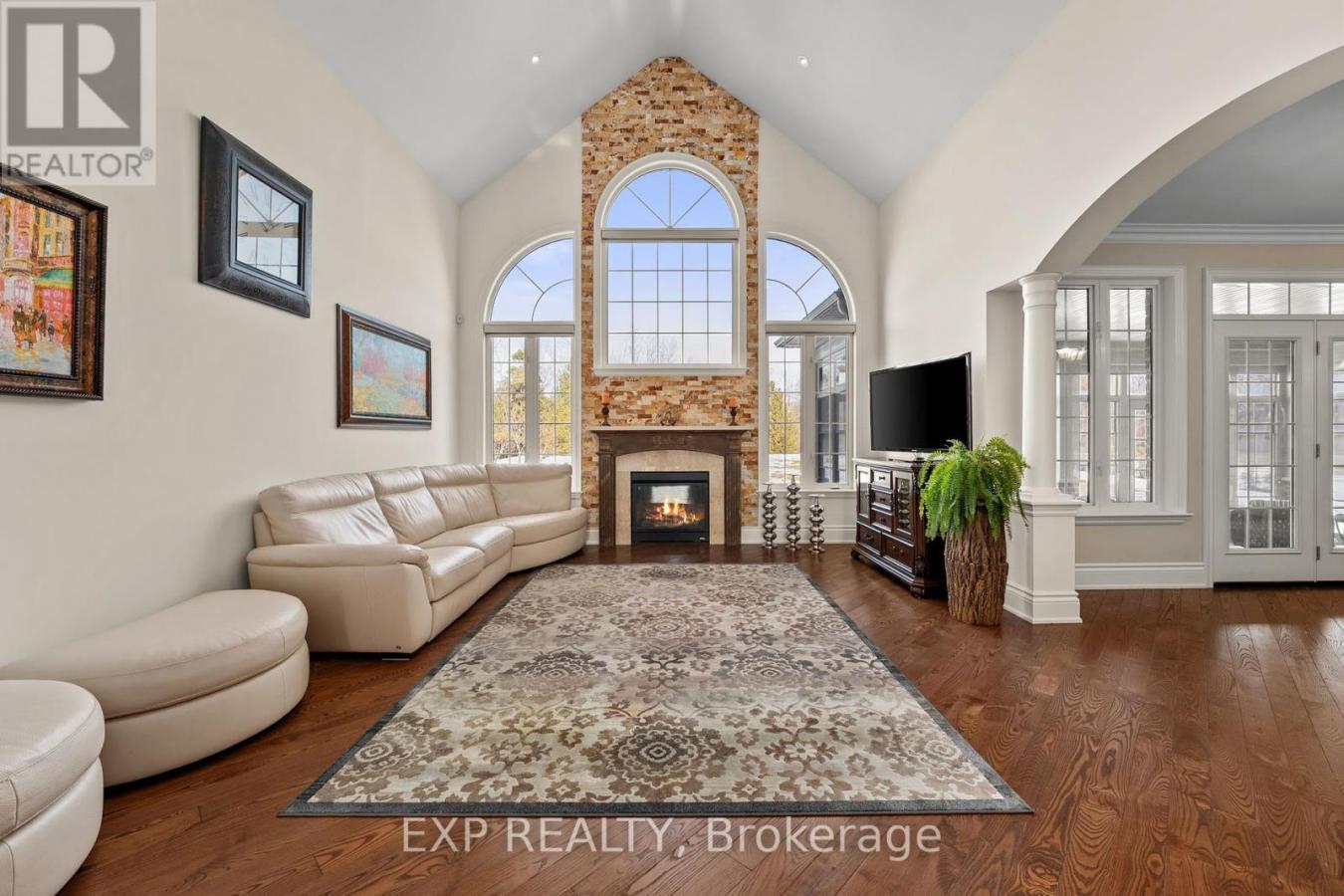 Georgina, ON, L4P0B1, Canada, 5 Bedrooms Bedrooms, ,Residential,For Sale,1893076