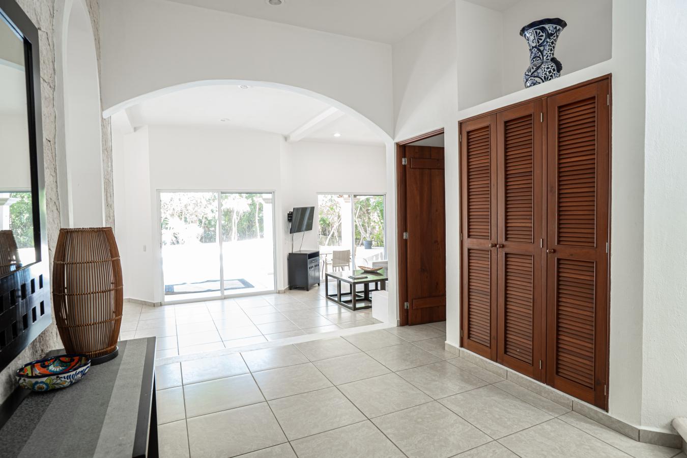Akumal, Mexico, 77780, Mexico, 6 Bedrooms Bedrooms, ,5 BathroomsBathrooms,Residential,For Sale,1893075