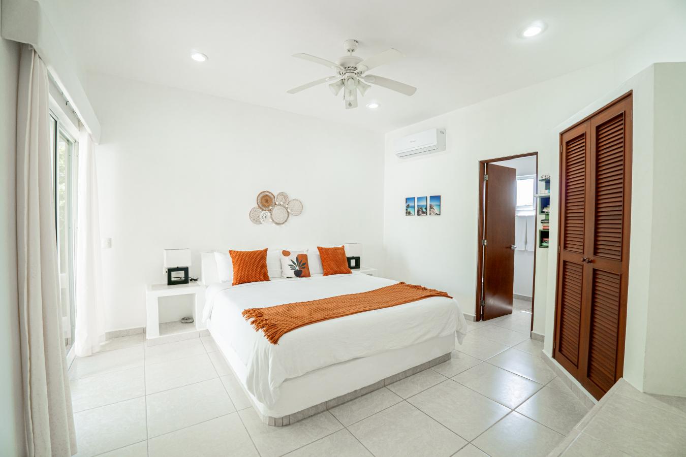 Akumal, Mexico, 77780, Mexico, 6 Bedrooms Bedrooms, ,5 BathroomsBathrooms,Residential,For Sale,1893075