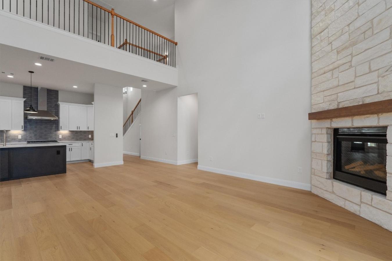 Jonestown, Texas, 78645, United States, 4 Bedrooms Bedrooms, ,3 BathroomsBathrooms,Residential,For Sale,1893068