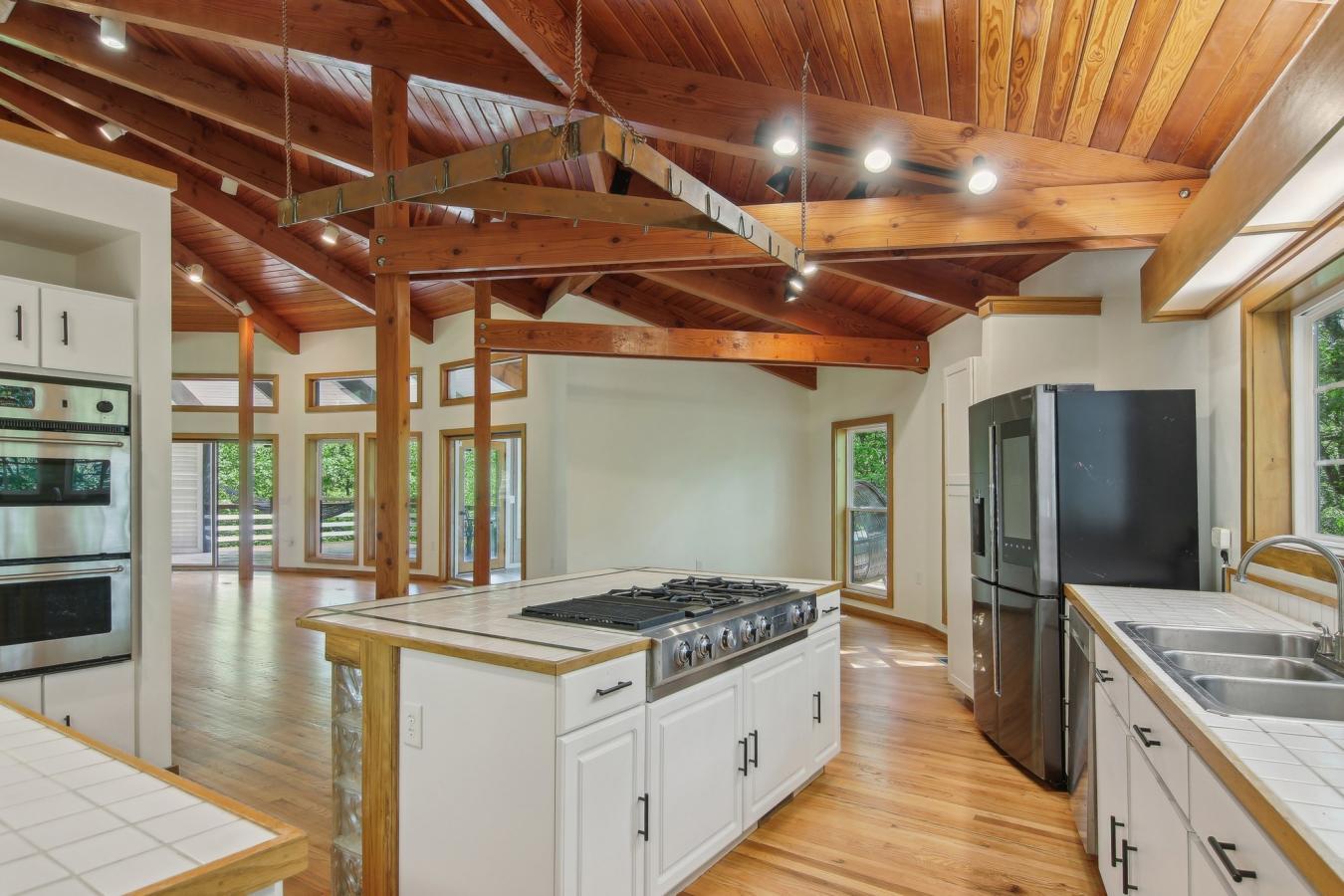 Bryson City, Swain, 28713, United States, 4 Bedrooms Bedrooms, ,4 BathroomsBathrooms,Residential,For Sale,1904100