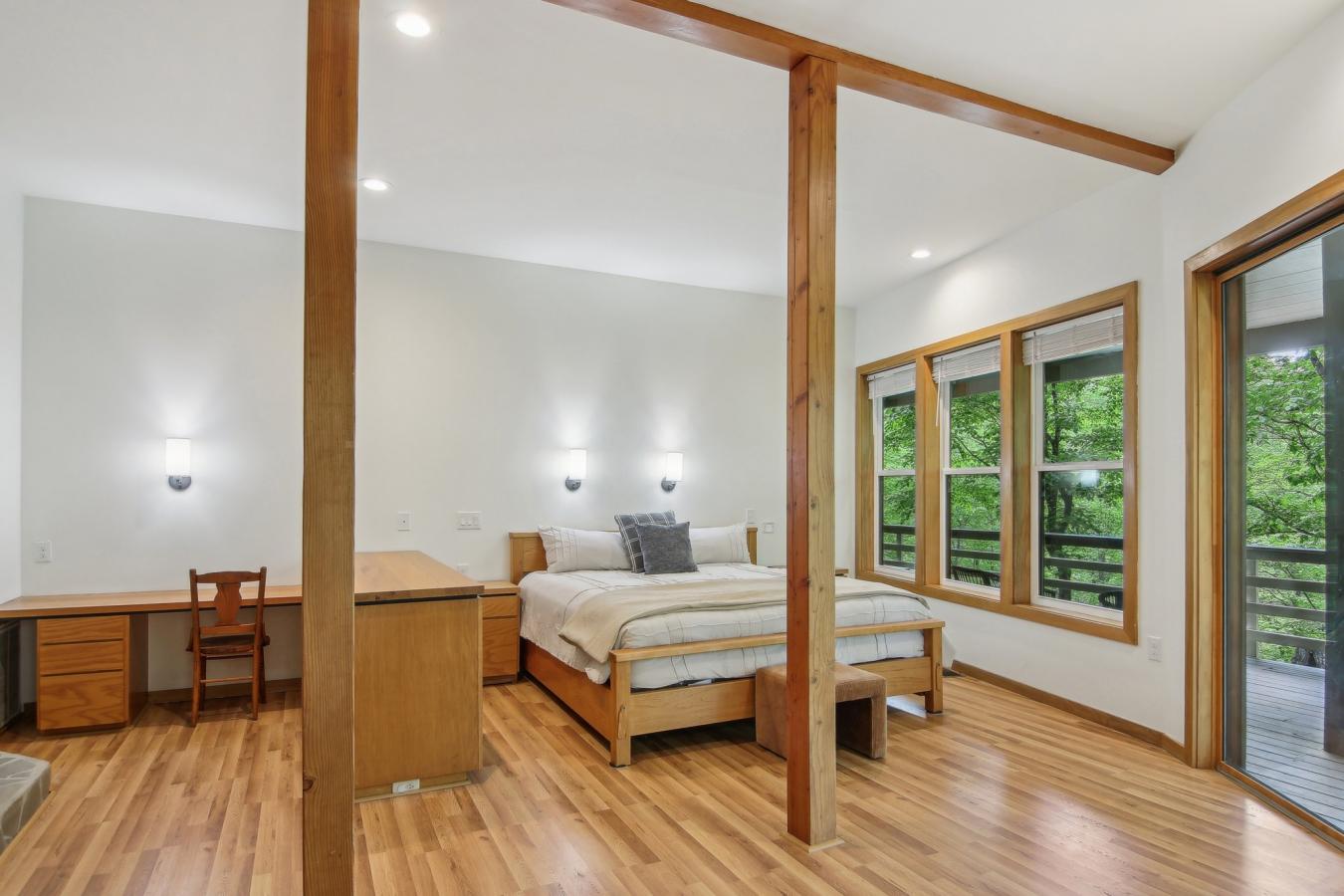 Bryson City, Swain, 28713, United States, 4 Bedrooms Bedrooms, ,4 BathroomsBathrooms,Residential,For Sale,1904100