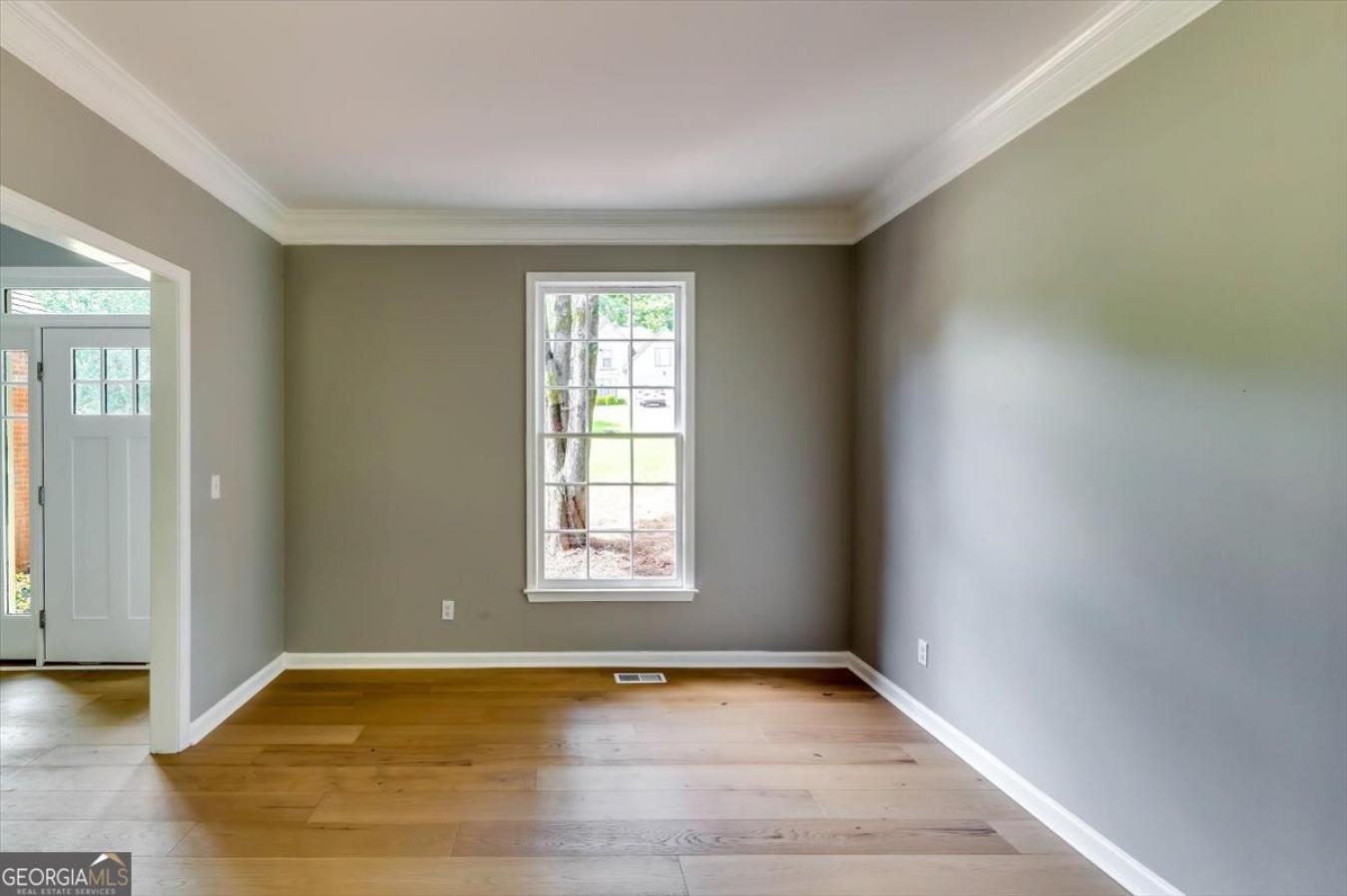 Suwanee, Georgia, 30024, United States, 4 Bedrooms Bedrooms, ,2 BathroomsBathrooms,Residential,For Sale,1893058