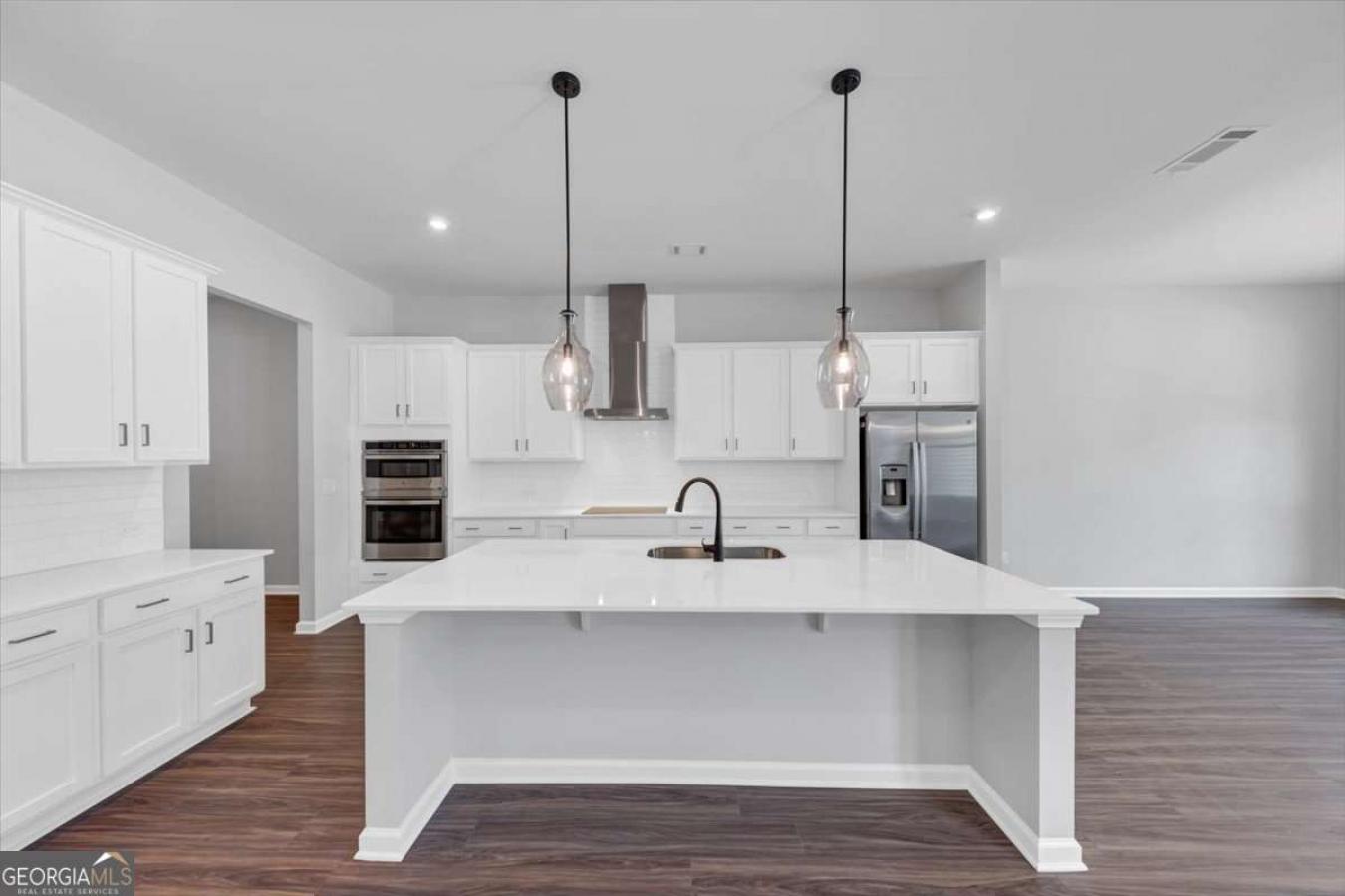 Canton, Georgia, 30115, United States, 4 Bedrooms Bedrooms, ,3 BathroomsBathrooms,Residential,For Sale,1893056