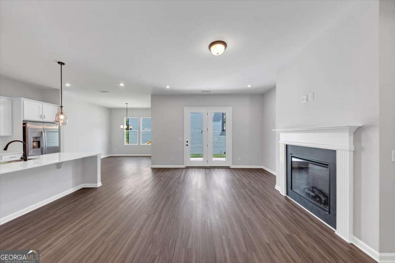 Canton, Georgia, 30115, United States, 4 Bedrooms Bedrooms, ,3 BathroomsBathrooms,Residential,For Sale,1893056