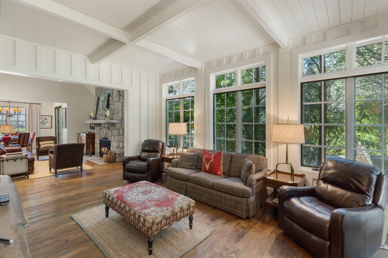 Highlands, Macon, 28741, United States, 4 Bedrooms Bedrooms, ,4 BathroomsBathrooms,Residential,For Sale,1894093