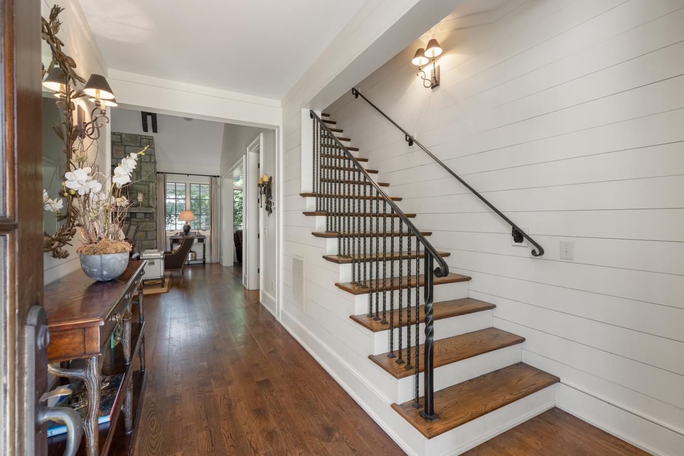 Highlands, Macon, 28741, United States, 4 Bedrooms Bedrooms, ,4 BathroomsBathrooms,Residential,For Sale,1894093