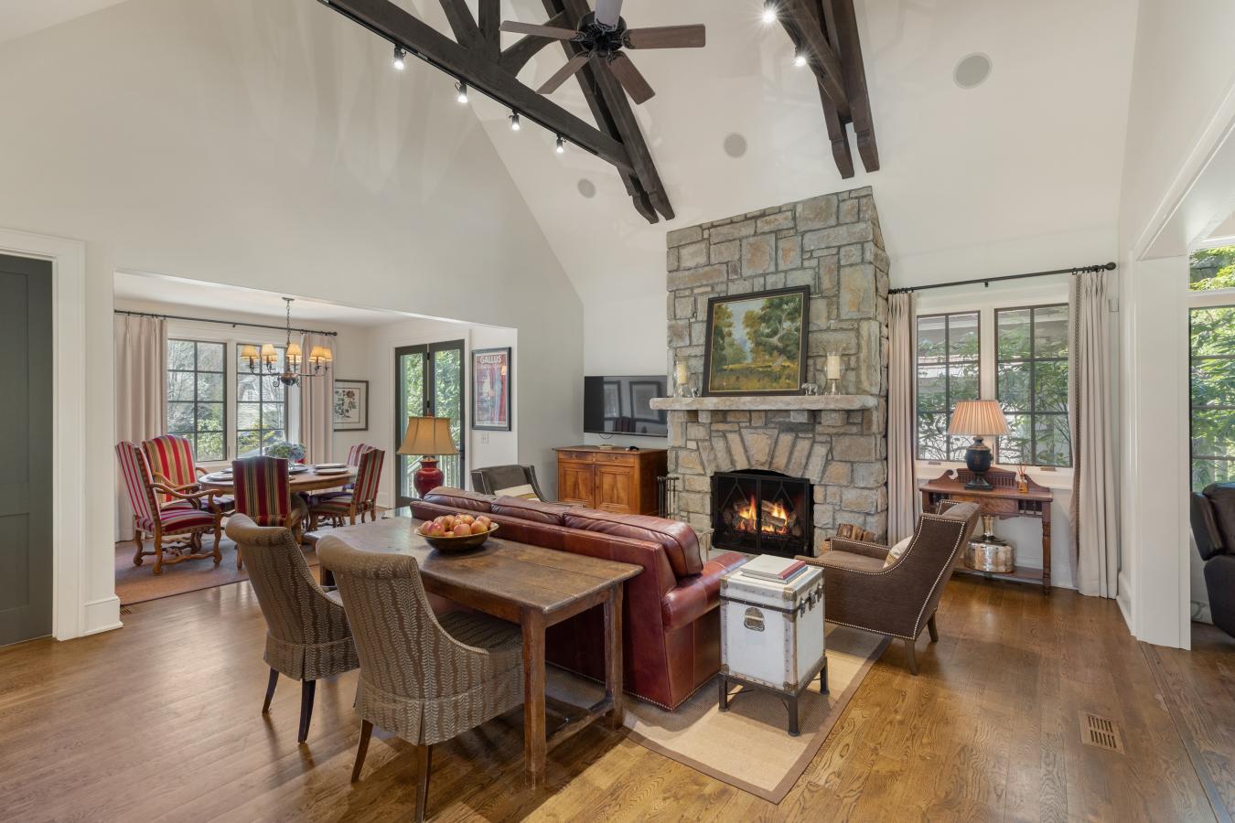 Highlands, Macon, 28741, United States, 4 Bedrooms Bedrooms, ,4 BathroomsBathrooms,Residential,For Sale,1894093