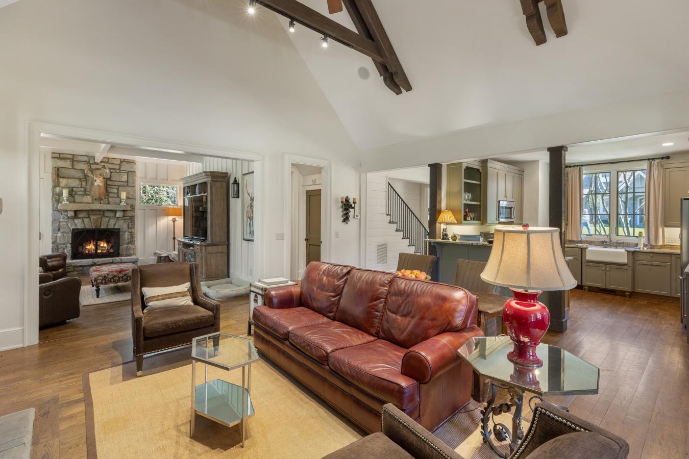 Highlands, Macon, 28741, United States, 4 Bedrooms Bedrooms, ,4 BathroomsBathrooms,Residential,For Sale,1894093