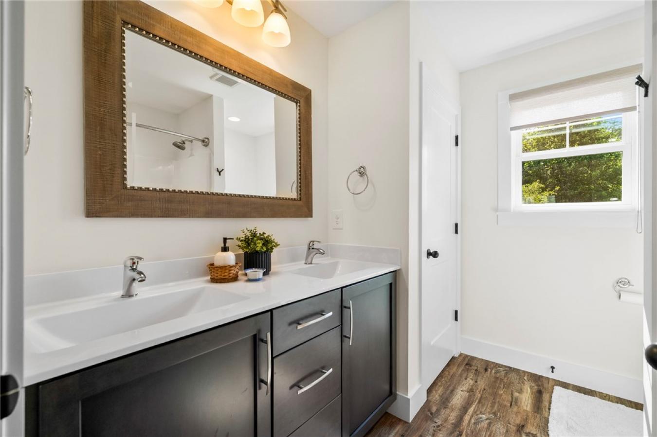 Greer, South Carolina, 29651, United States, 4 Bedrooms Bedrooms, ,2 BathroomsBathrooms,Residential,For Sale,1894092