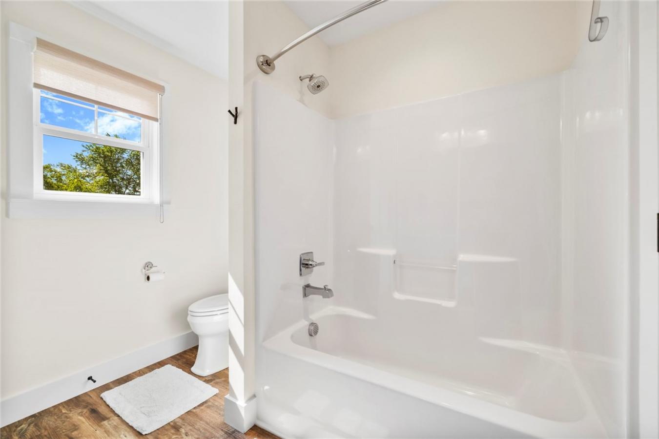 Greer, South Carolina, 29651, United States, 4 Bedrooms Bedrooms, ,2 BathroomsBathrooms,Residential,For Sale,1894092