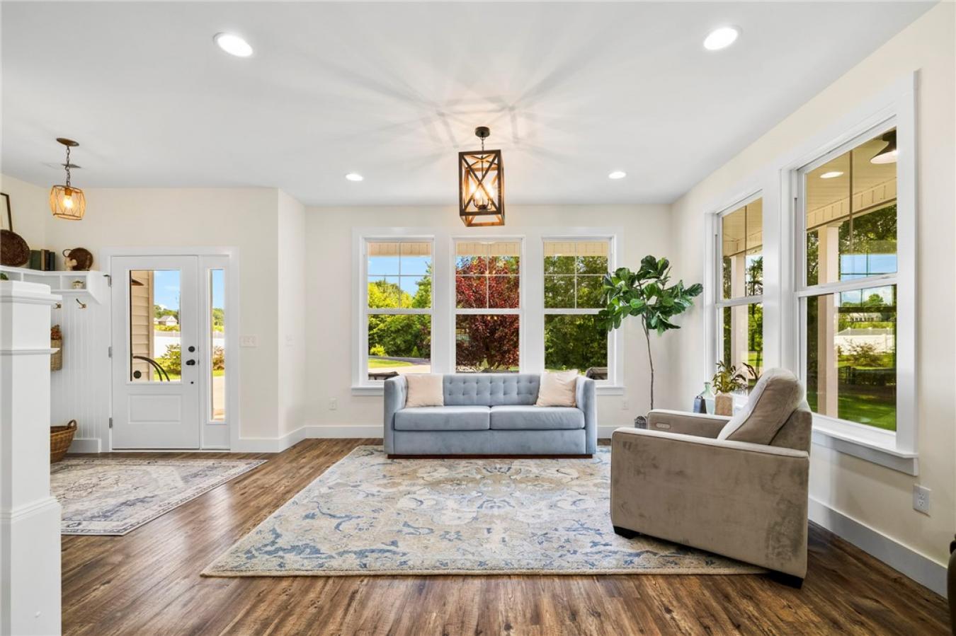 Greer, South Carolina, 29651, United States, 4 Bedrooms Bedrooms, ,2 BathroomsBathrooms,Residential,For Sale,1894092