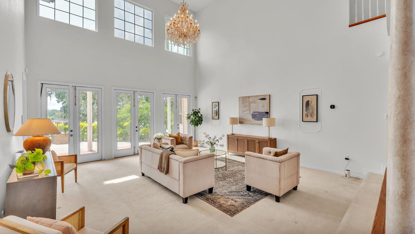 Lakeland, United States, 33813, United States, 1 Bedroom Bedrooms, ,5 BathroomsBathrooms,Residential,For Sale,1894089