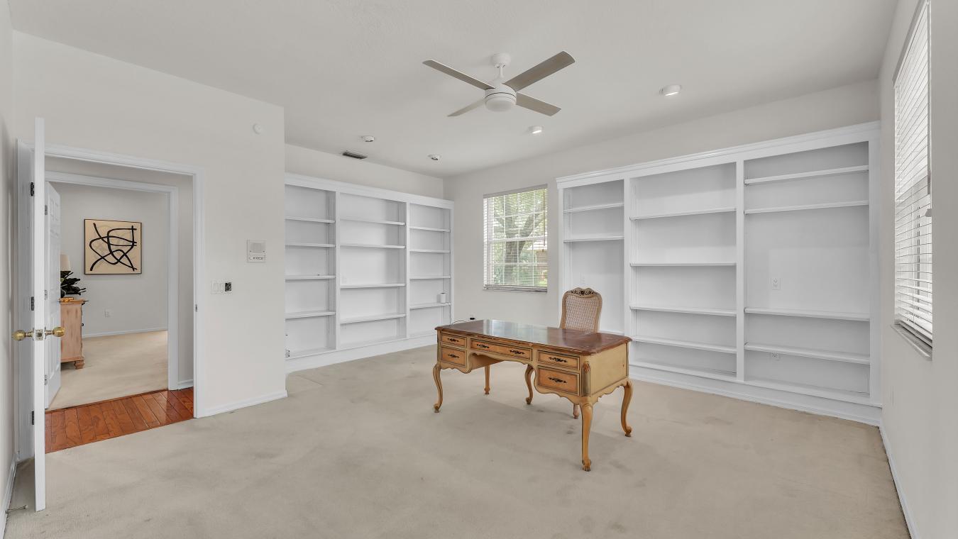 Lakeland, United States, 33813, United States, 1 Bedroom Bedrooms, ,5 BathroomsBathrooms,Residential,For Sale,1894089