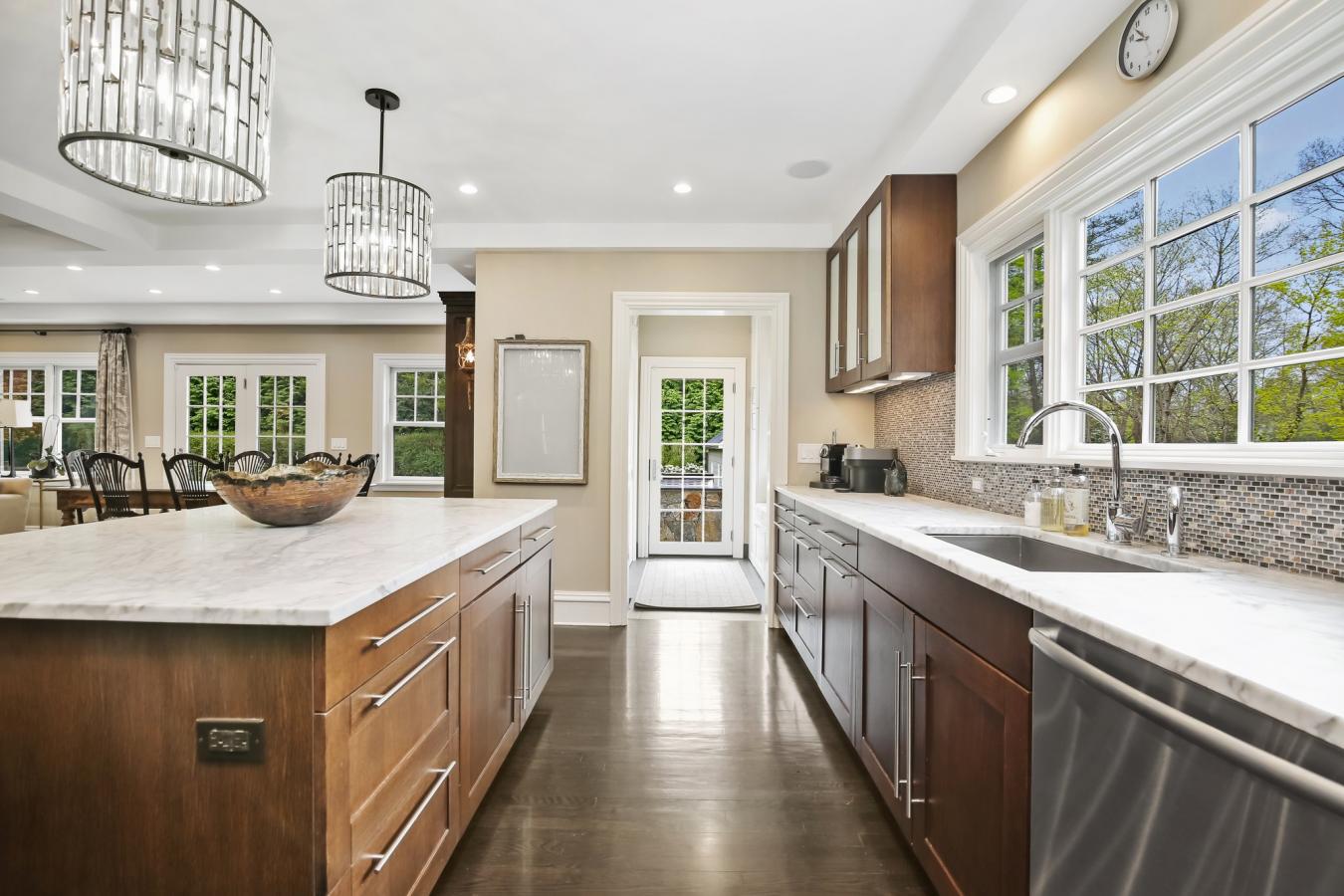 Westport, Connecticut, 06880, United States, 4 Bedrooms Bedrooms, ,4 BathroomsBathrooms,Residential,For Sale,1893052