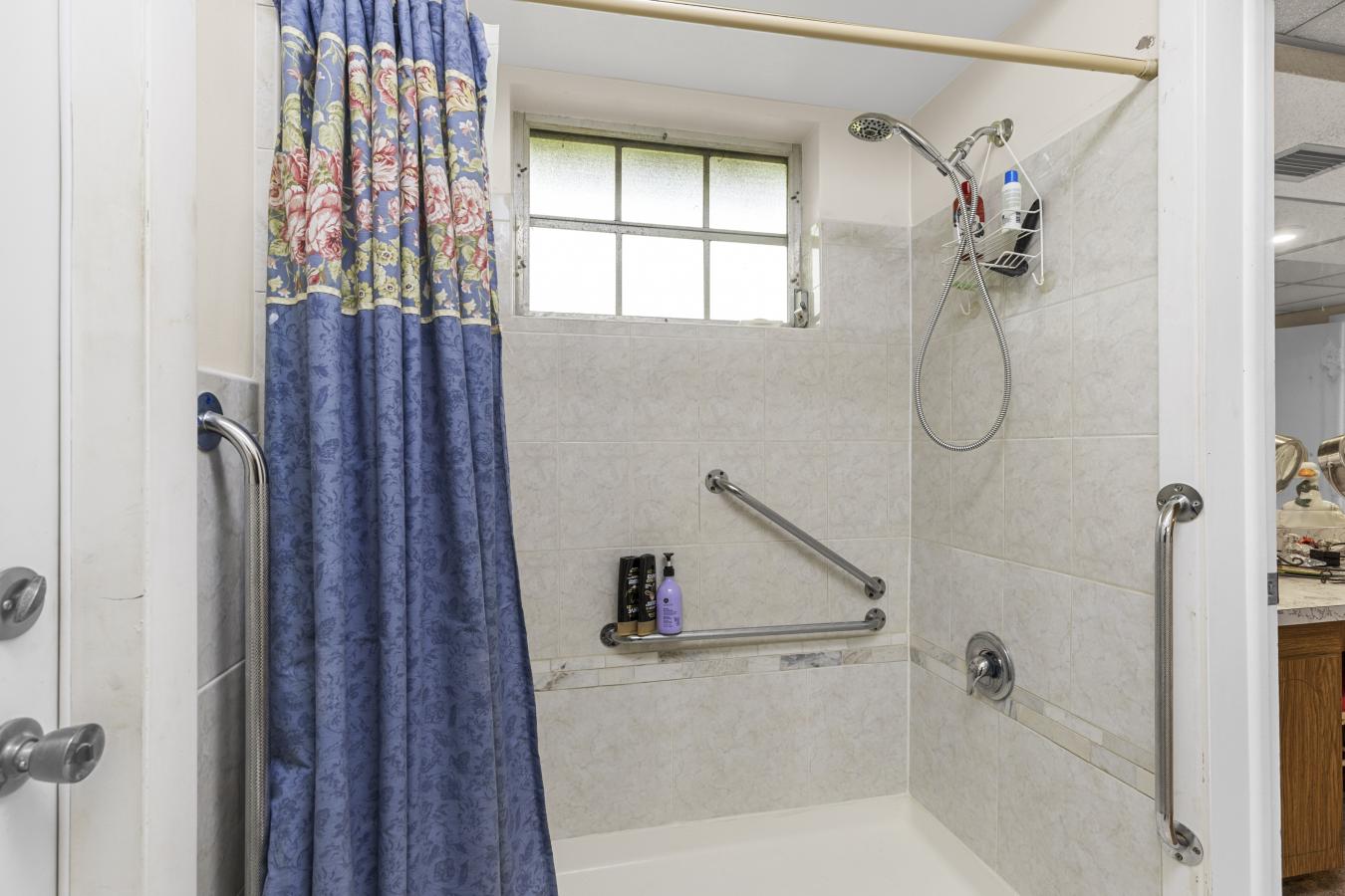 Southwest Ranches, Broward, 33330, United States, 4 Bedrooms Bedrooms, ,2 BathroomsBathrooms,Residential,For Sale,1893051