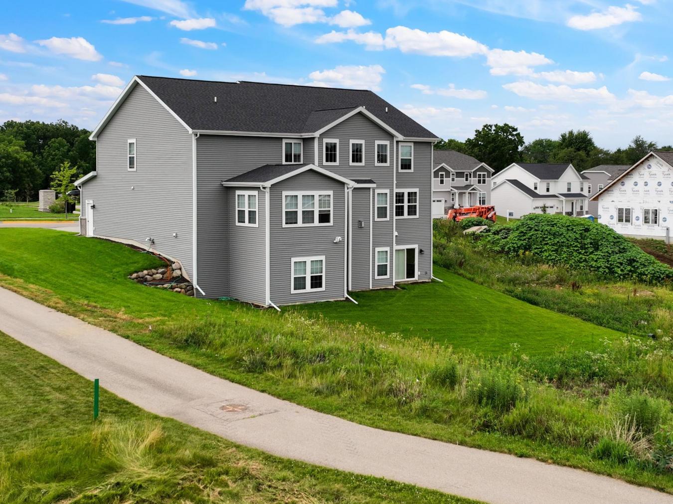 Sun Prairie, Dane, 53590, United States, 6 Bedrooms Bedrooms, ,5 BathroomsBathrooms,Residential,For Sale,1894087