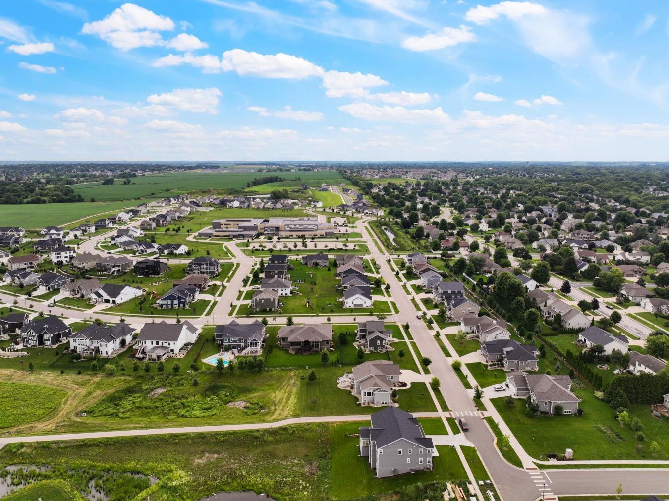 Sun Prairie, Dane, 53590, United States, 6 Bedrooms Bedrooms, ,5 BathroomsBathrooms,Residential,For Sale,1894087