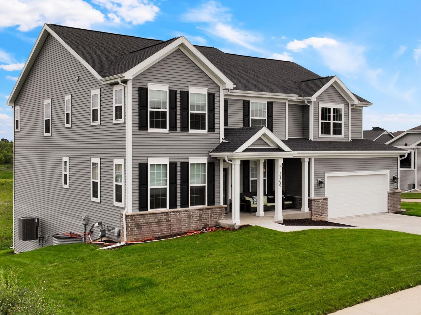 Sun Prairie, Dane, 53590, United States, 6 Bedrooms Bedrooms, ,5 BathroomsBathrooms,Residential,For Sale,1894087