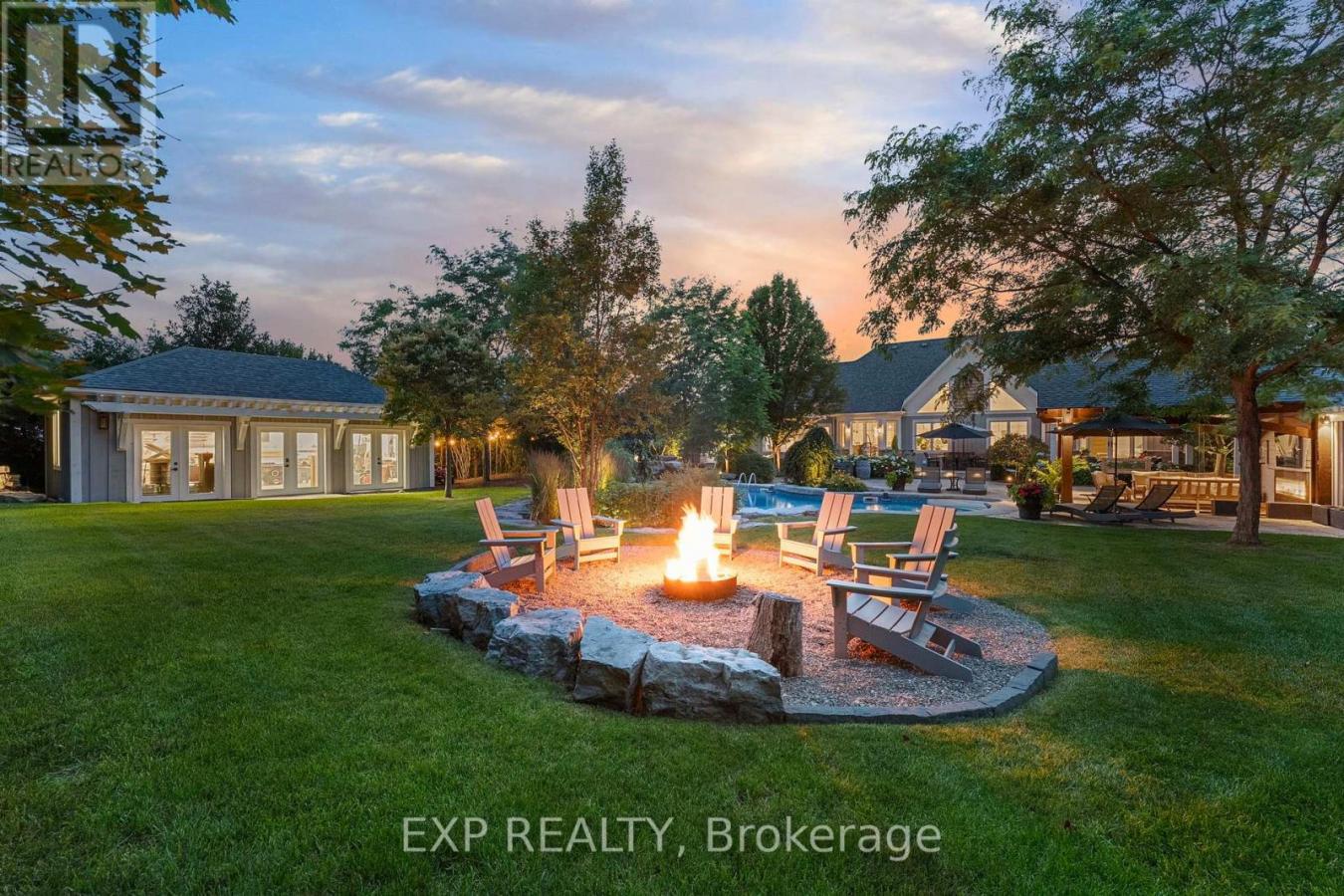 Georgina, ON, L4P0B1, Canada, ,4 BathroomsBathrooms,Residential,For Sale,1894085