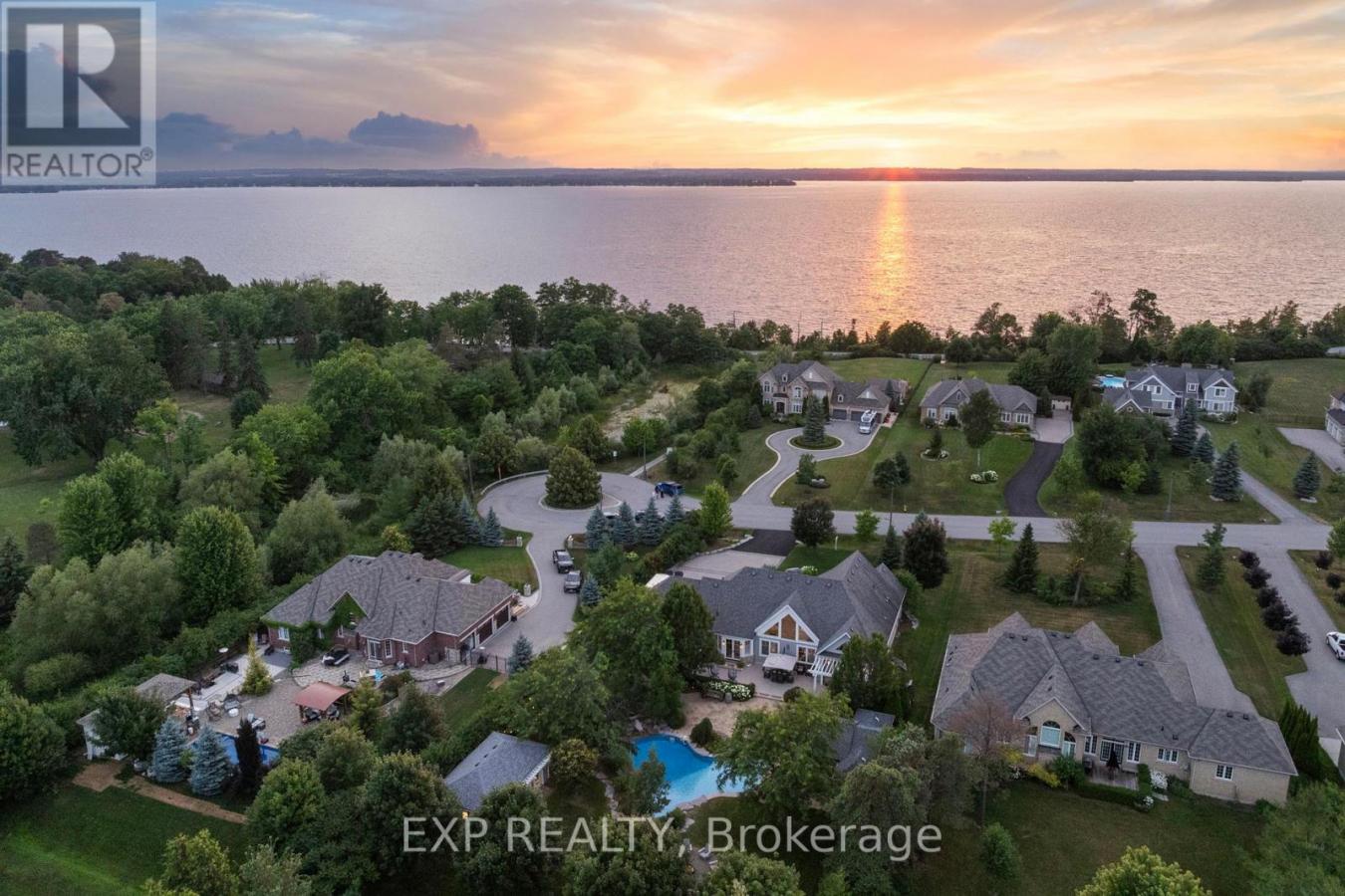 Georgina, ON, L4P0B1, Canada, ,4 BathroomsBathrooms,Residential,For Sale,1894085