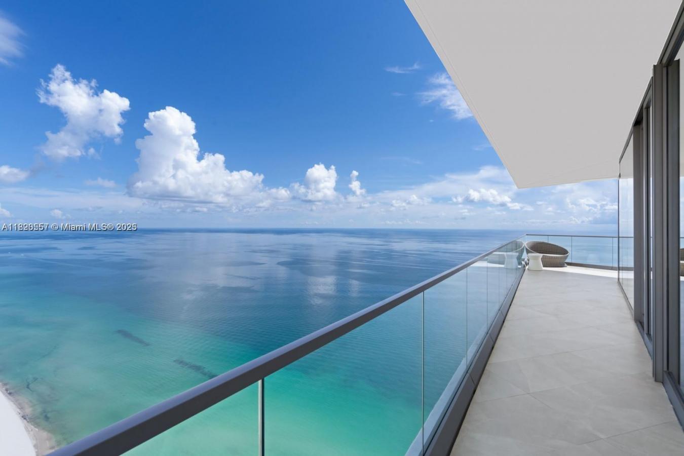 SUNNY ISLES BEACH, Miami-Dade County, Florida, 33160, United States, 4 Bedrooms Bedrooms, ,5 BathroomsBathrooms,Residential,For Sale,1894081