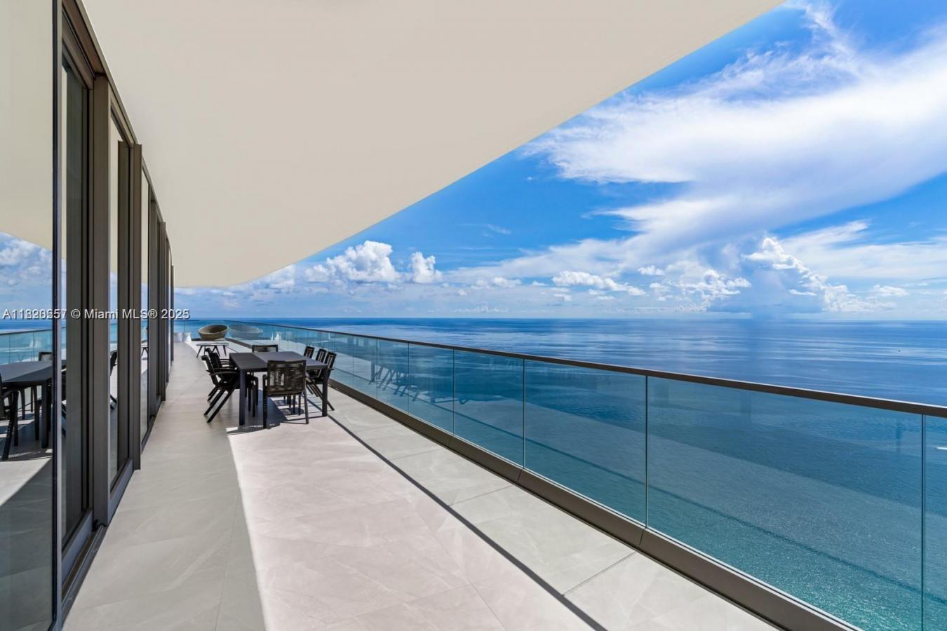 SUNNY ISLES BEACH, Miami-Dade County, Florida, 33160, United States, 4 Bedrooms Bedrooms, ,5 BathroomsBathrooms,Residential,For Sale,1894081