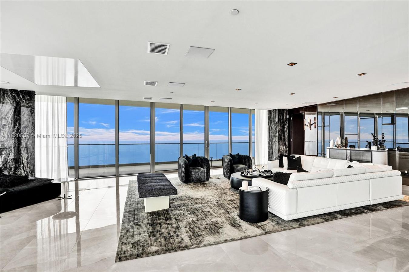 SUNNY ISLES BEACH, Miami-Dade County, Florida, 33160, United States, 4 Bedrooms Bedrooms, ,5 BathroomsBathrooms,Residential,For Sale,1894081