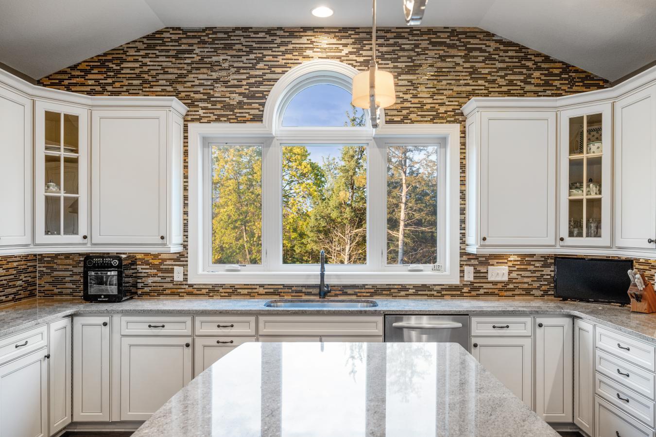 Eden Prairie, Minnesota, 55347-3823, United States, 6 Bedrooms Bedrooms, ,6 BathroomsBathrooms,Residential,For Sale,1893050