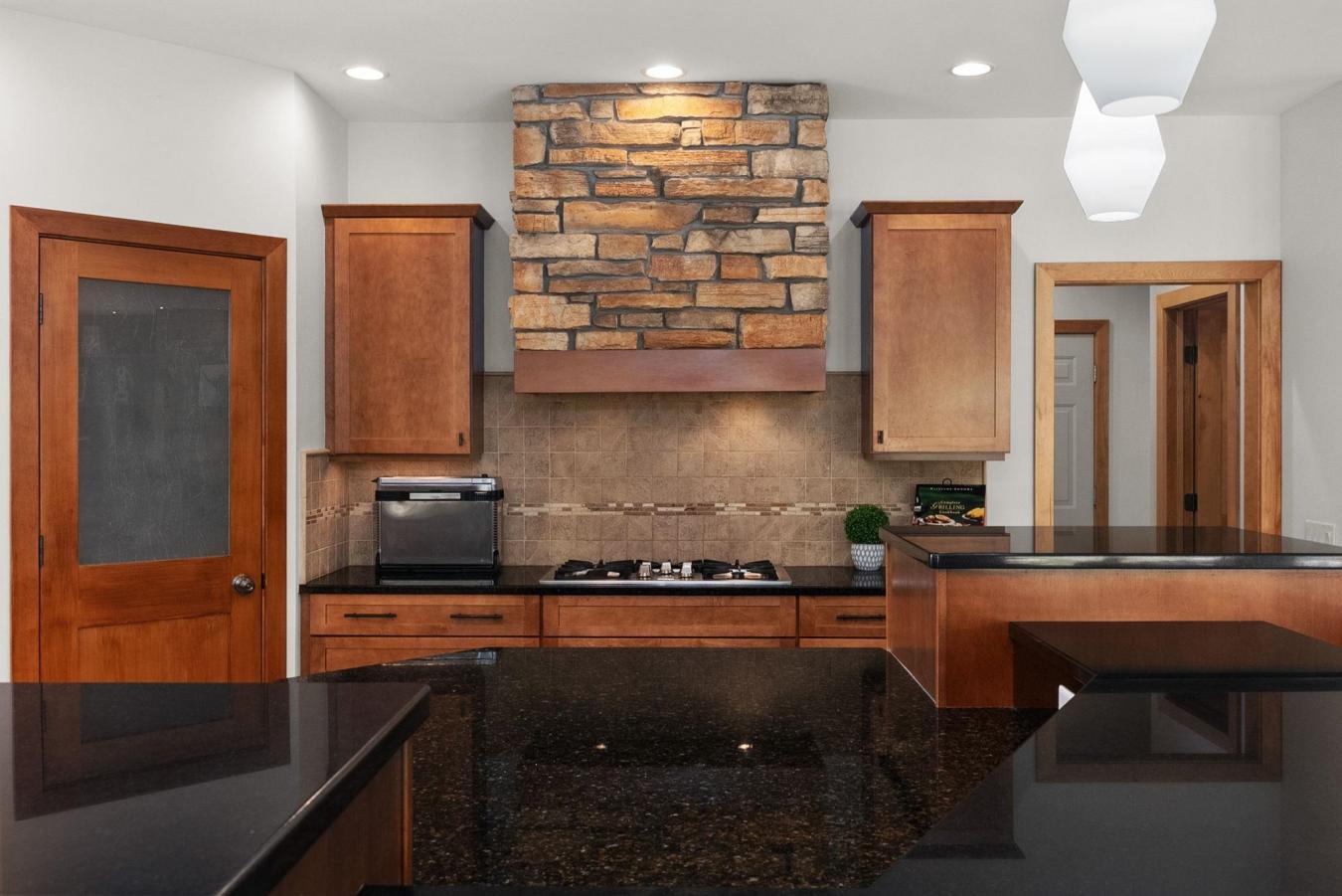 Waunakee, Dane, 53597, United States, 4 Bedrooms Bedrooms, ,3 BathroomsBathrooms,Residential,For Sale,1894079