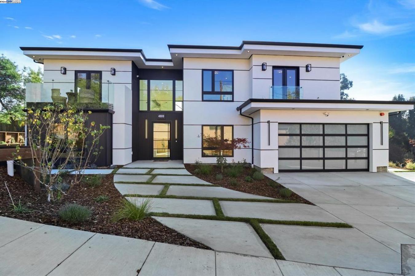 Castro Valley, Alameda, 94552, United States, 4 Bedrooms Bedrooms, ,4 BathroomsBathrooms,Residential,For Sale,1904099