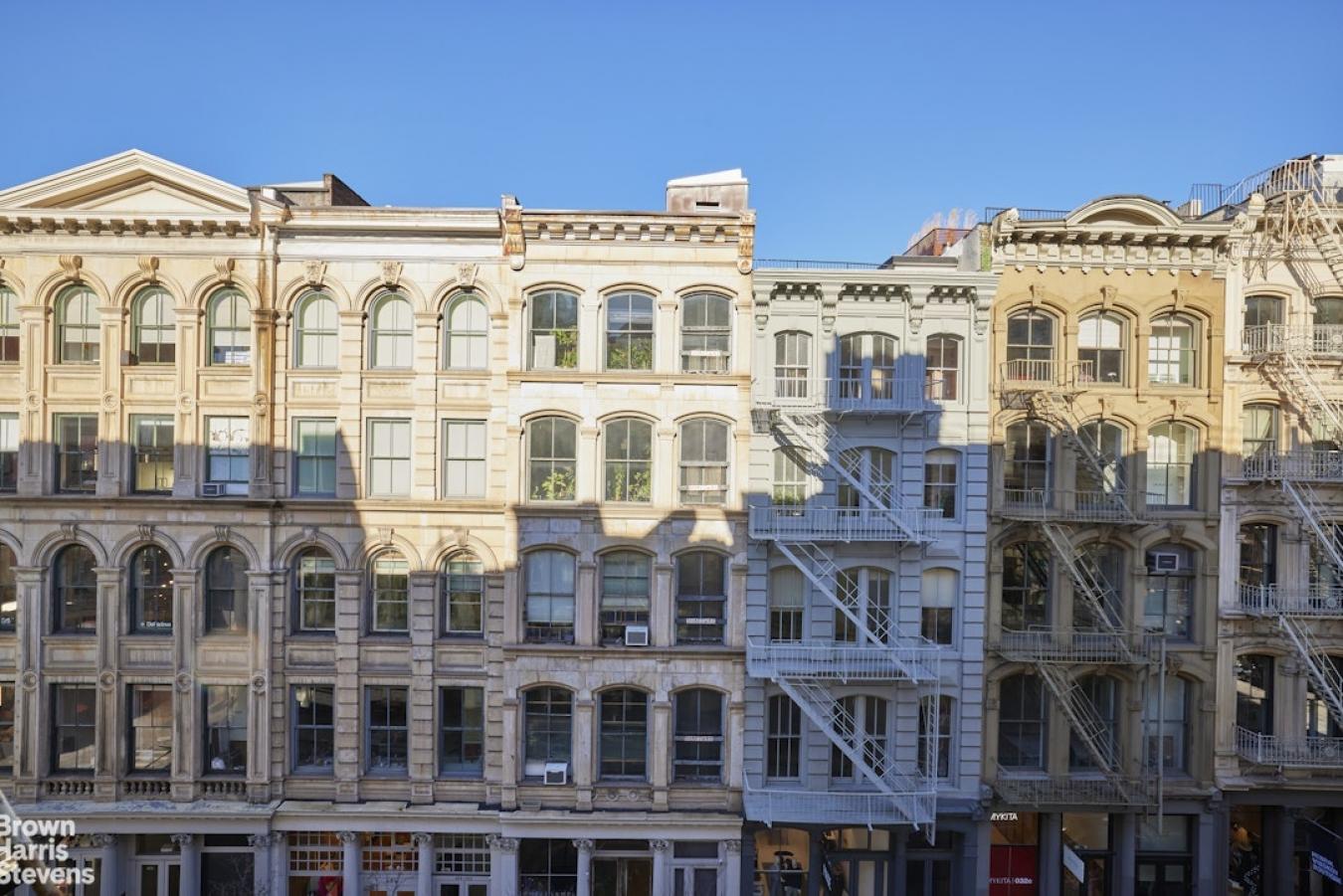 Soho, New York, 10013, United States, 2 Bedrooms Bedrooms, ,2 BathroomsBathrooms,Residential,For Sale,1893045